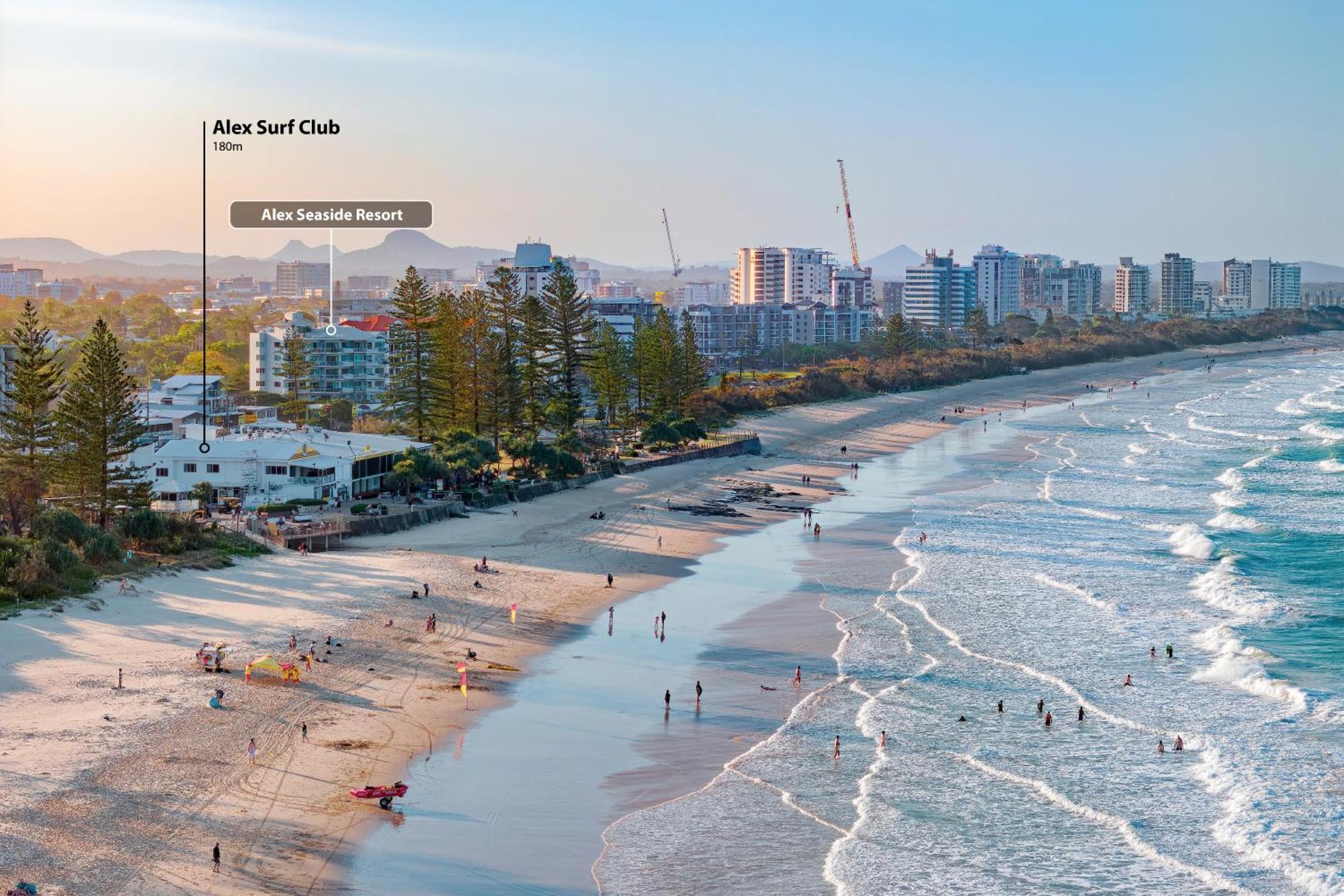 Alex Seaside Resort Alexandra Headland Bagian luar foto