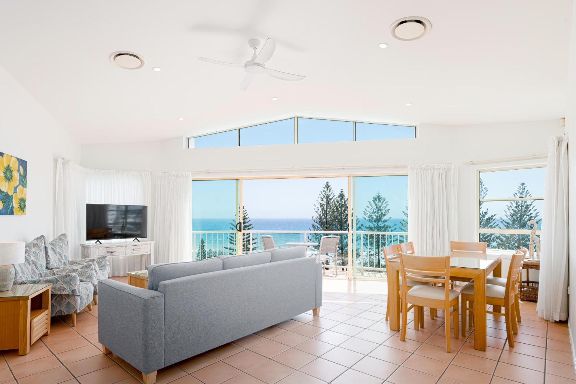 Alex Seaside Resort Alexandra Headland Bagian luar foto